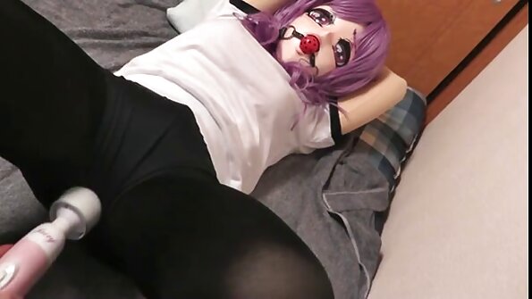 وقحة يضع على جوارب النايلون و مارس الجنس الرجل في موقع سكس مترجم عربي التاريخ الأول
